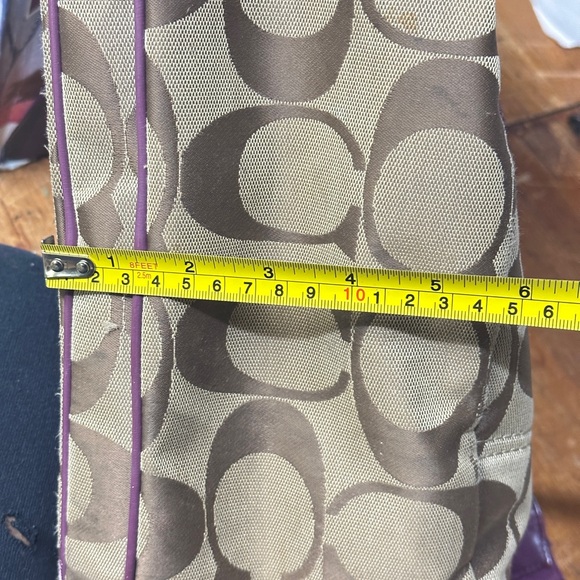 Authentic Coach backpack - Picture 13 of 16